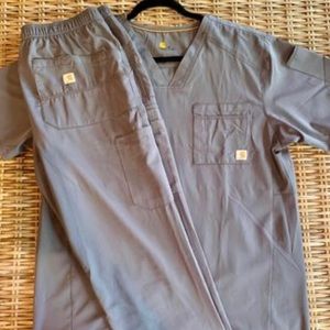 CARHARTT MENS GRAY SCRUB SET- LIKE NEW